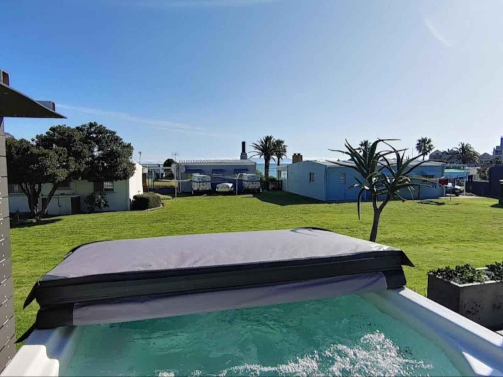 Beachwood Apartment *